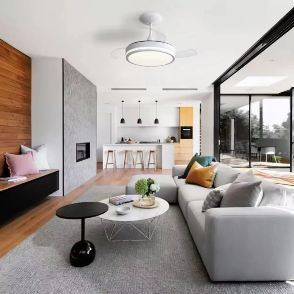 Ventilador de Teto LED Retrátil 46cm 6 Velocidades Controle Remoto Bivolt Branco com Pás Transparentes - Conforto e Elegância - Uzy Shop