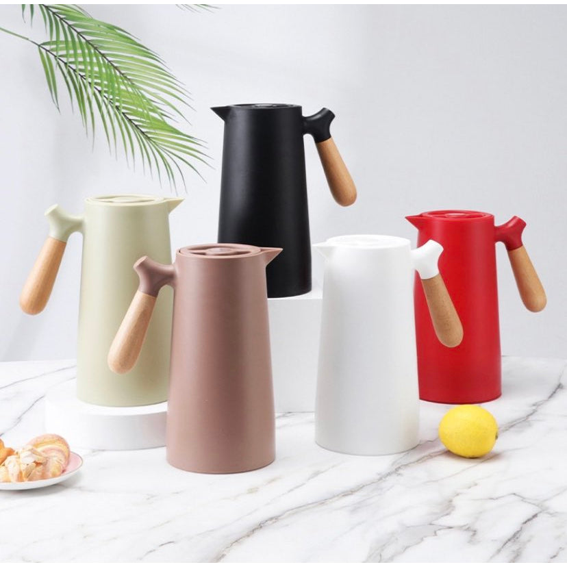 Garrafa Térmica Nórdica 1 Litro para Café e Chá com Cabo de Madeira - Elegância e Sabor por Até 14 Horas - Uzy Shop